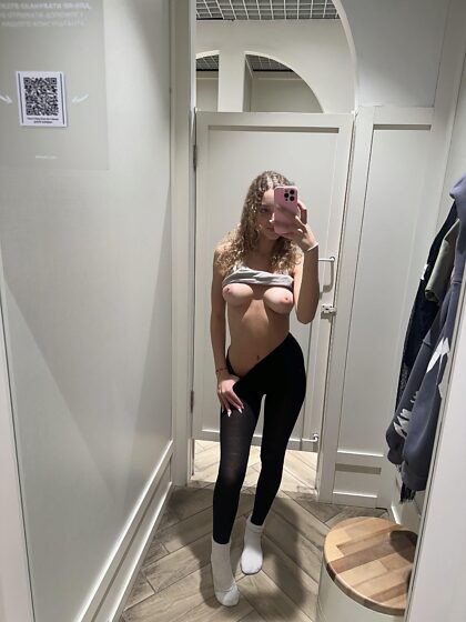 I love taking hot photos in fitting rooms it's always very hot