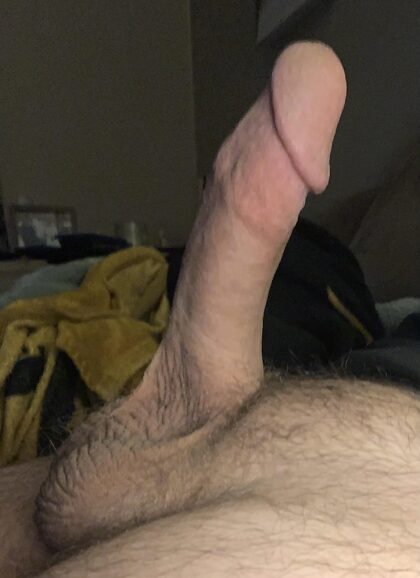 37 married male in the Midwest who likes to show off his very average cock