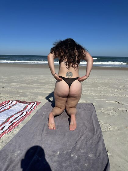 Which thong do you think looks best on Mama’s fat ass?