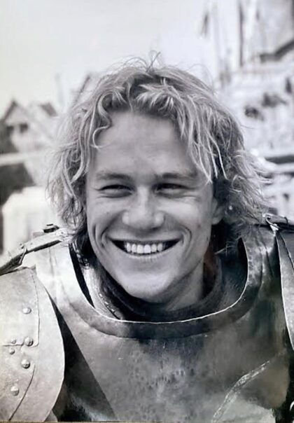 Heath Ledger.  Ten uśmiech i talent.  Co za strata!