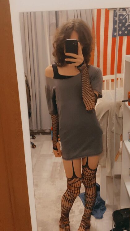 i love wearing fishnets