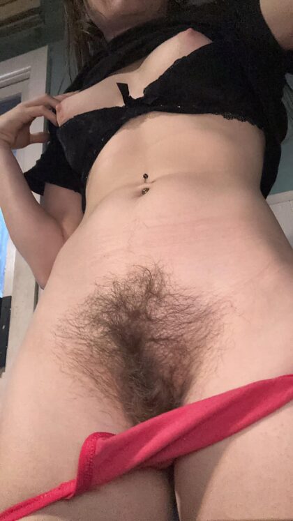 I’ve been growing it so long I forget what my pussy looks like 