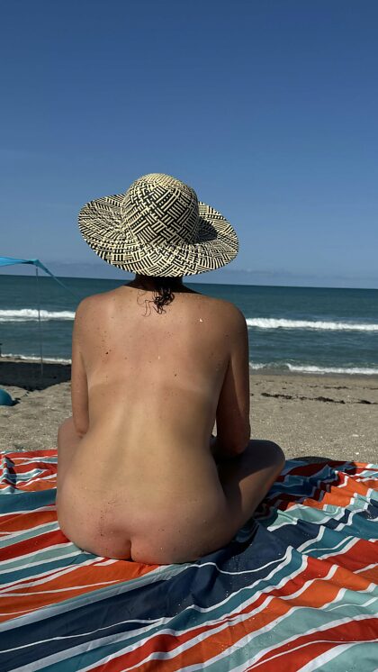 Buon venerdì - È incredibile quanto mi senta a mio agio in spiaggia