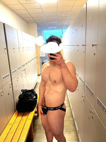 Walking in the gym’s lockers with my jockstrap got me so hard