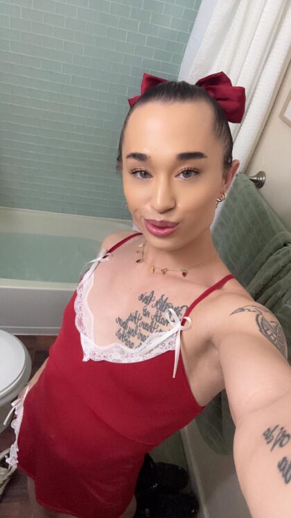 Sissy de 26 ans à #SanDiego en visite en ville pendant la deuxième journée à la recherche d'un peu de plaisir à mon hôtel