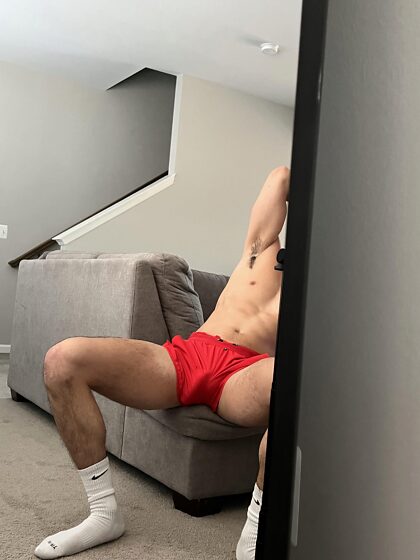 23 gay, just hangin around