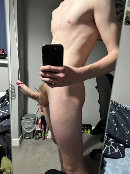 18m.  versus maagdelijke Britse twink.  Wil je dat ik je top of bottom ben?  ;)