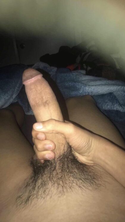 Lmk 19 y me dicen que es una polla bonita