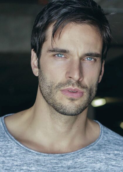 Mesdames et Messieurs, ma deuxième offrande de la journée est de vous offrir Daniel Di Tomasso !