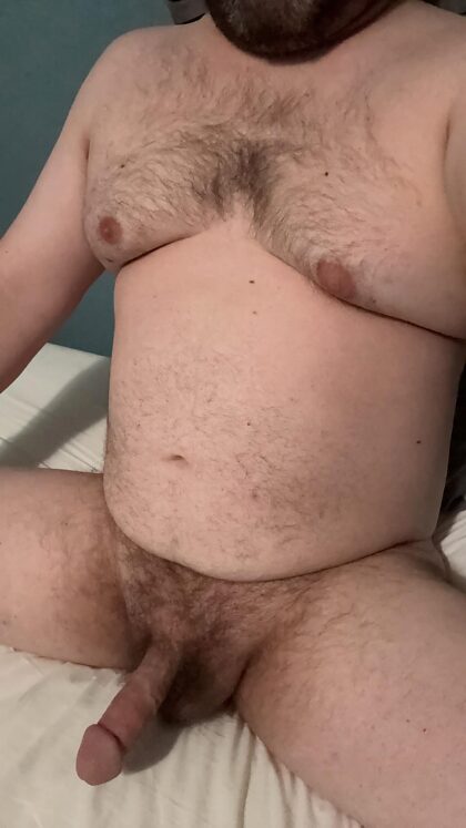 Just another bear posting face and cock