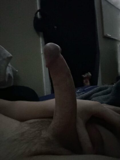 19, bi, braucht einen Blowjob