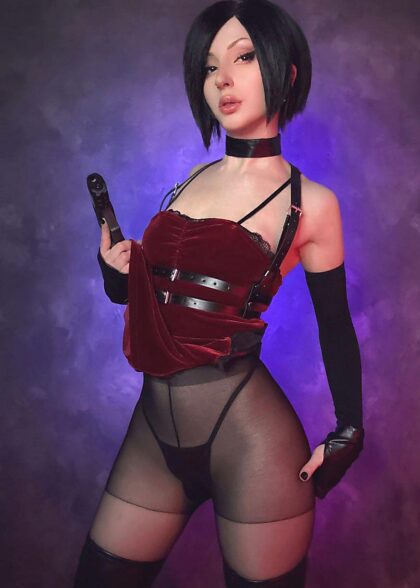 Shiroktsne como la sexy Ada Wong