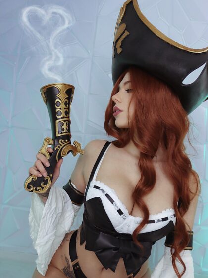 Selbstgemachtes Miss Fortune Cosplay von Yukimi Cosplay