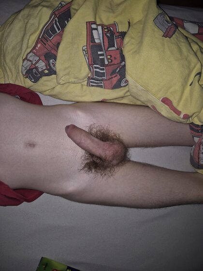 Un cazzo non tagliato di 19 anni, 18 cm