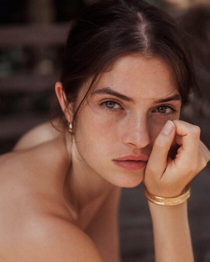 Ève Dumon