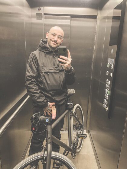 un rapide dans l'ascenseur ;)