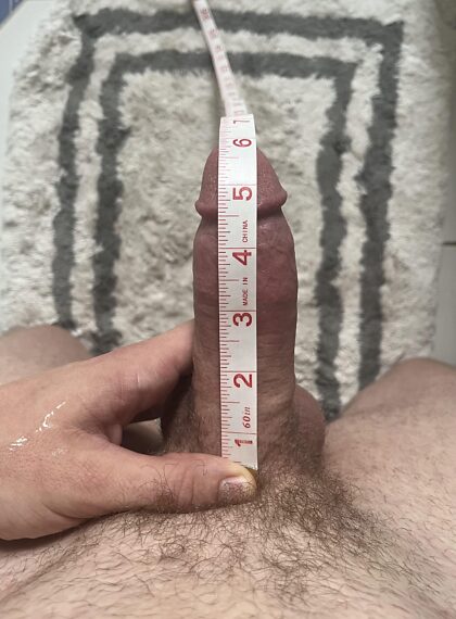 È abbastanza per una relazione a lungo termine?  28 anni, 1,78 m, mi sento come uno scherzo...
