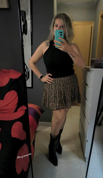Dois-je continuer à publier mes selfies sur Reddit même si mon mari est en colère contre moi parce que je le fais ?