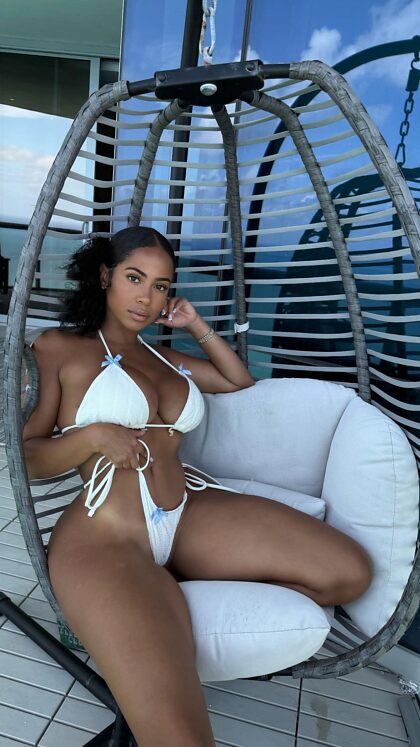 Yasmine Lopez
