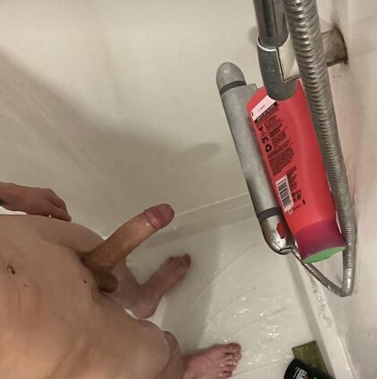Utiliser votre gorge sous la douche ou vos tripes au lit ?  ;)