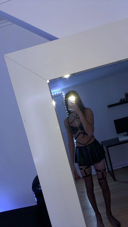 #NJ recherche un dom pour m'utiliser