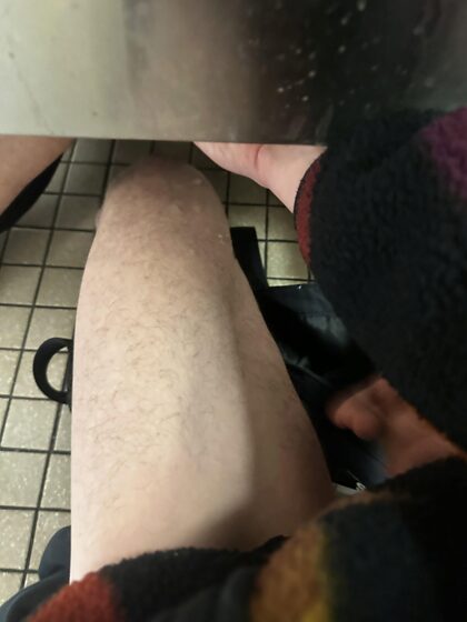 croisière sous les toilettes du centre commercial