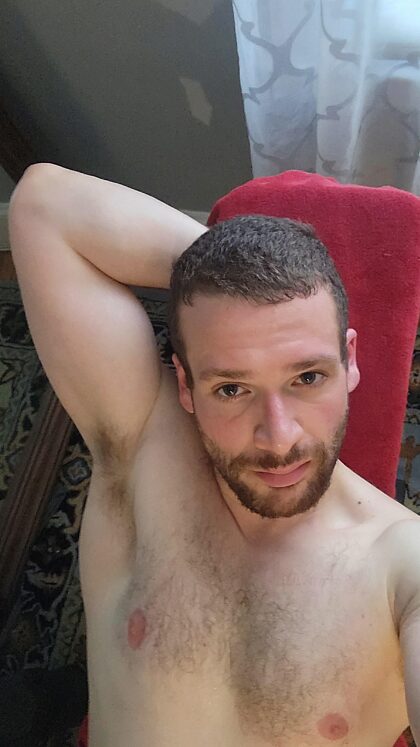 35, super tímida e um pouco gorda