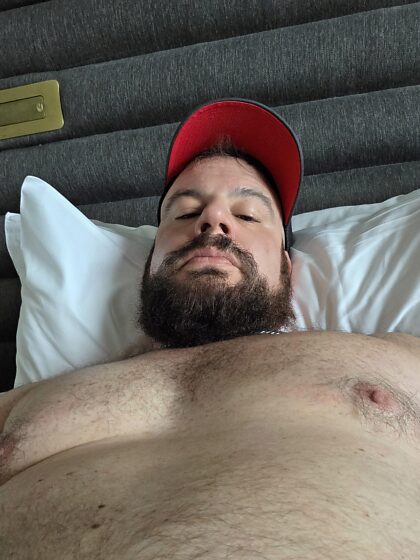 Le papa camionneur a une place pour toi au lit