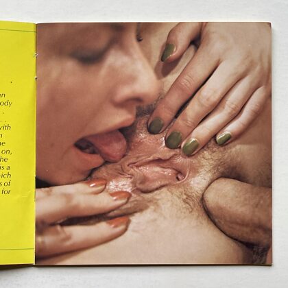 “Kiss” Serie Eén 8mm Film met Brochure 1974