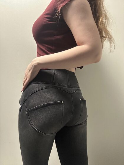 Un album de déshabillage amusant pour vous !