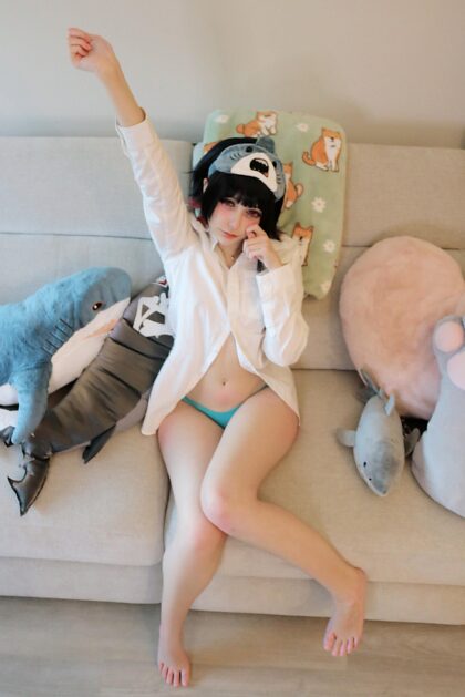 眠そうなエレン・ジョーのコスプレ