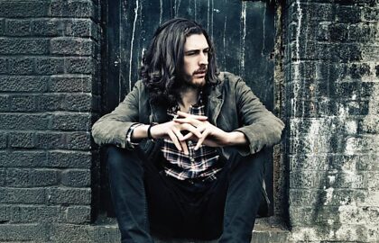 Andrew Hozier-Byrne, você é um dos únicos