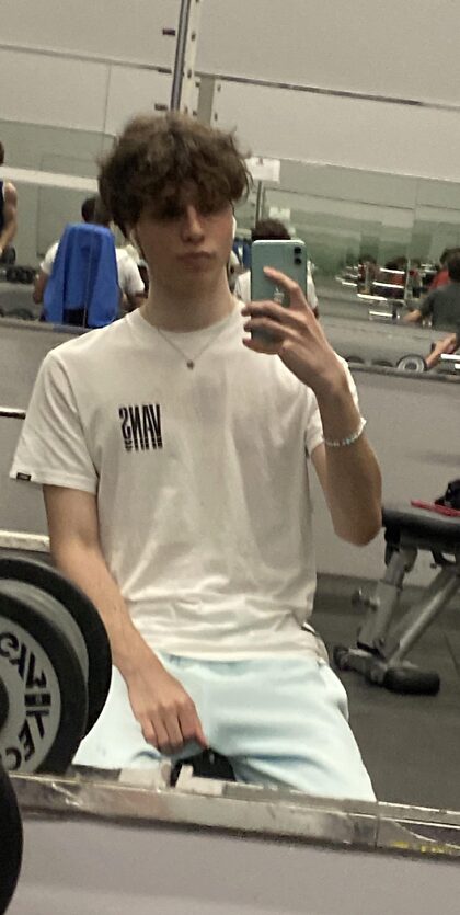 minet à la salle de sport