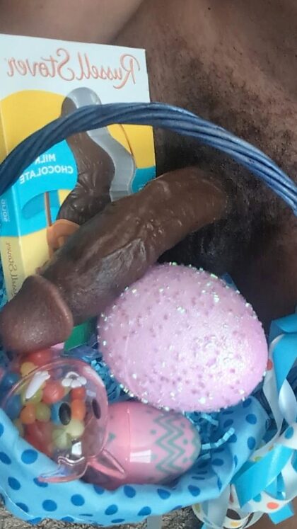 Le lapin de Pâques t'a laissé un panier ? J'en ai un ici pour toi sinon !