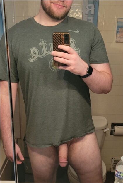 Je travaille à domicile. Tu penses que ma tenue est correcte ?