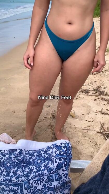 Ik plas in mezelf en in mijn bikini!