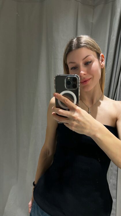 Il n'y a pas d'homme à la maison, alors je suis là pour faire bander des hommes adultes, 38 ans