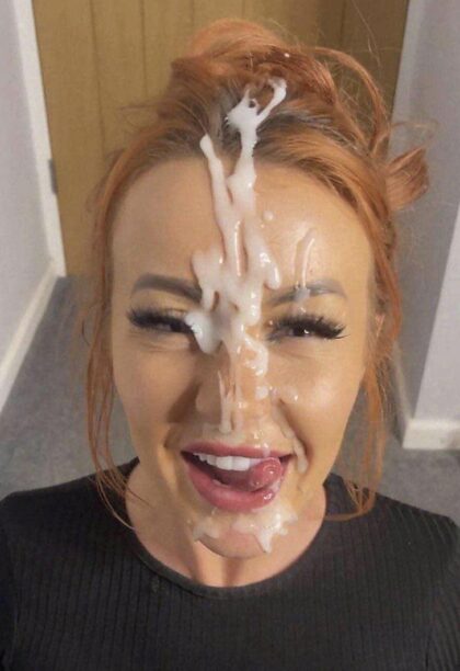 De beste make-up die een meisje kan krijgen is een verse dikke sperma