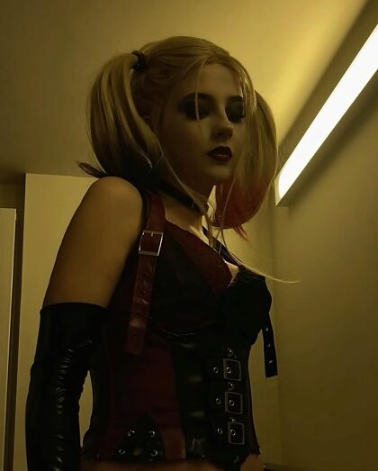 Arkham City Harley Quinn par arkhamdoll