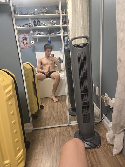 Je ne peux pas garder ma bite en bas