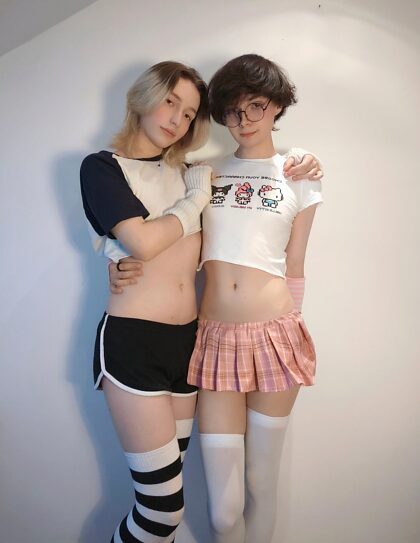 Tu veux faire un plan à trois avec deux femboys excités ?  ❤️
