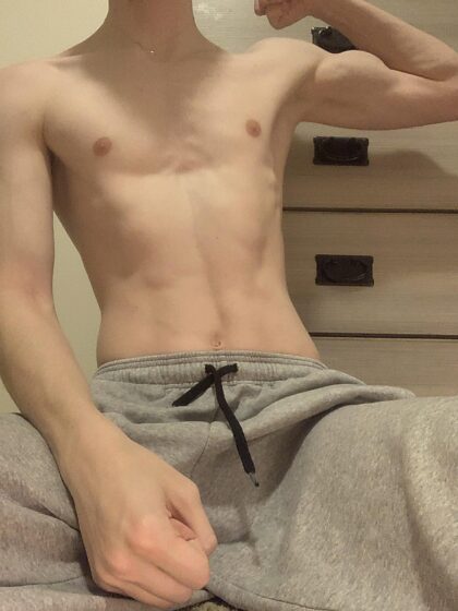 Faites glisser pour exposer davantage mon corps