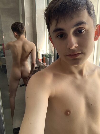 Faites glisser pour me voir me déshabiller