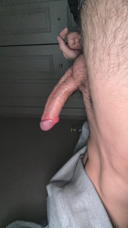 Juste une Coréenne/Mexicaine avec cette énorme bite