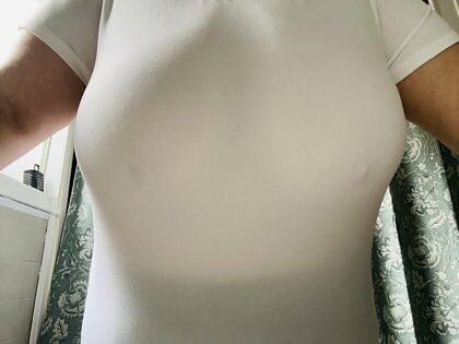 白いTシャツは楽しい