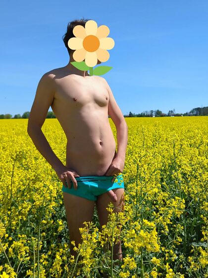 Est-ce que je suis belle en jaune ?
