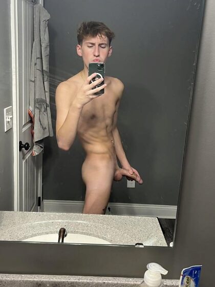 Ik heb een schattige jongen met een grote kont nodig ;)
