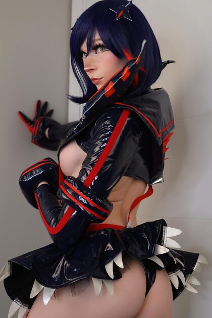 Ryuko par grand-mère. luvgood