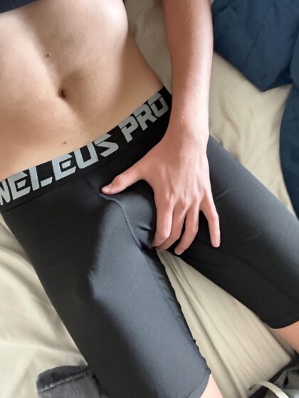 18 gays aiment cette bosse