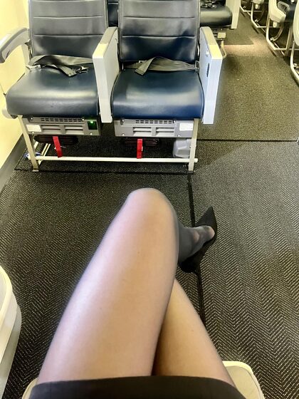 Este é o melhor assento no avião se você estiver tentando ver meia-calça?